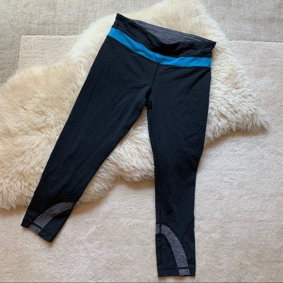 Lululemon Run Inspire Crop II Black/Grey/Blue 6 - Picture 2 of 7